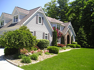 Landscapers and Lawncare Services in Niagara Falls, NY